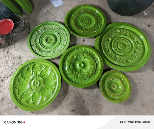 Gypsum medallion molds